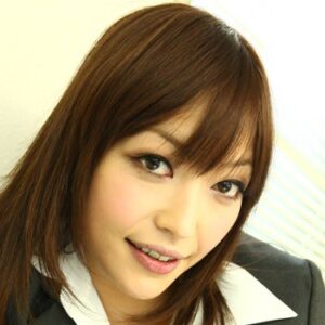 Юкина Аояма